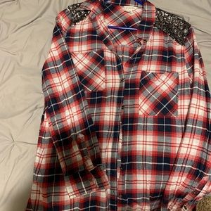 Plaid shirt w sequin shoulder